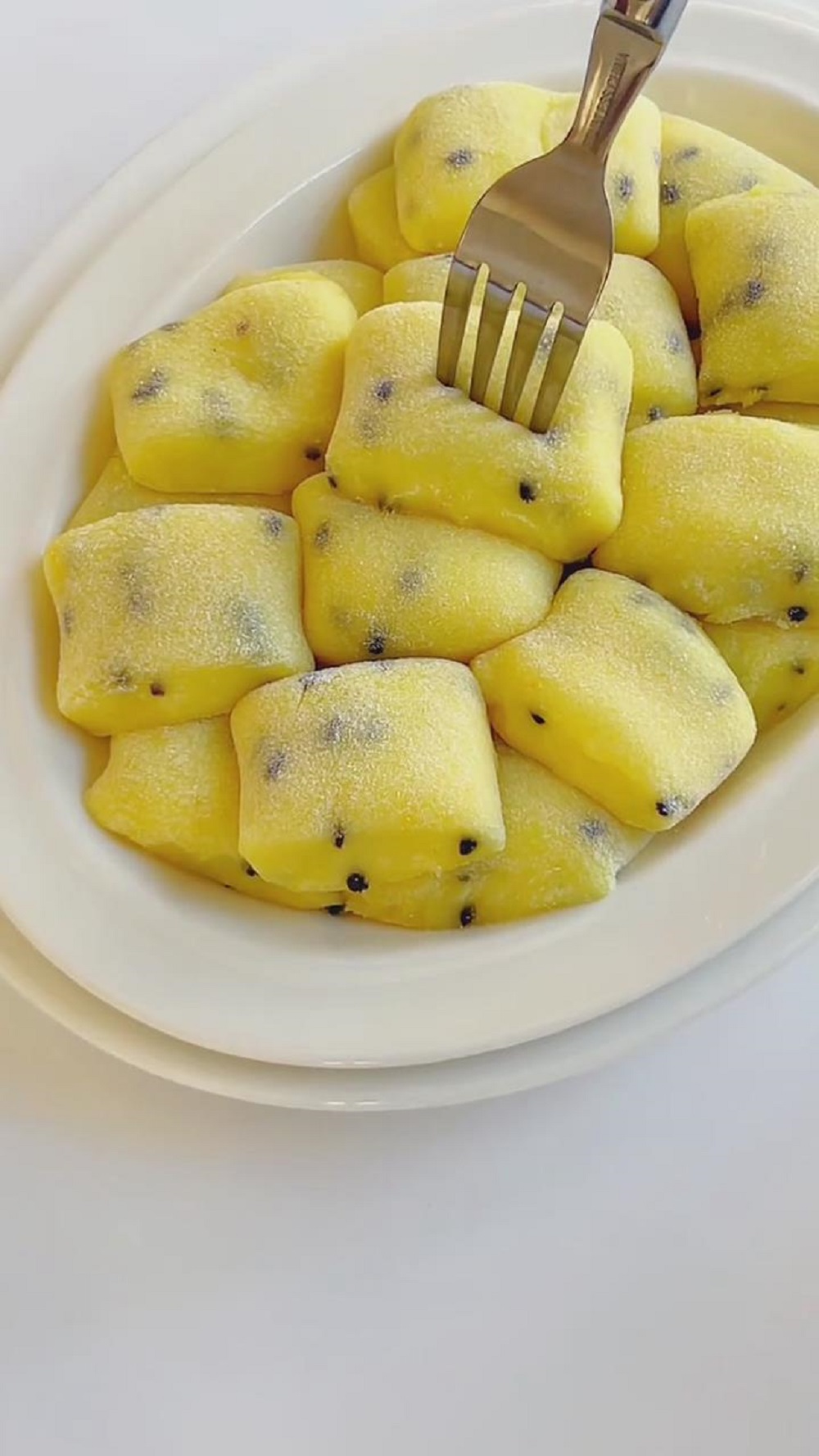 Passionfruit Mochi (1)