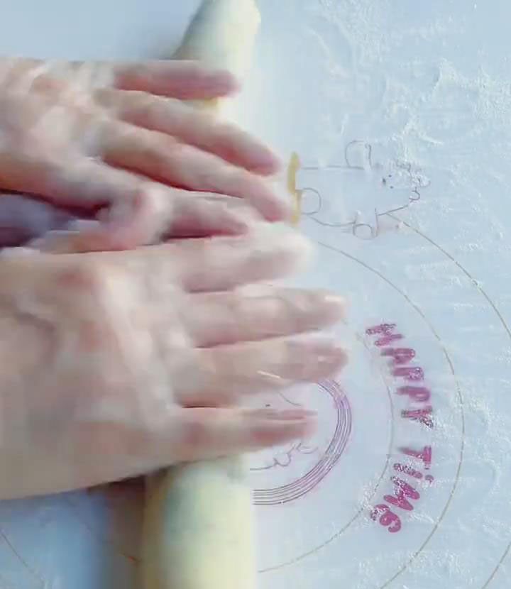 Roll the dough into a log