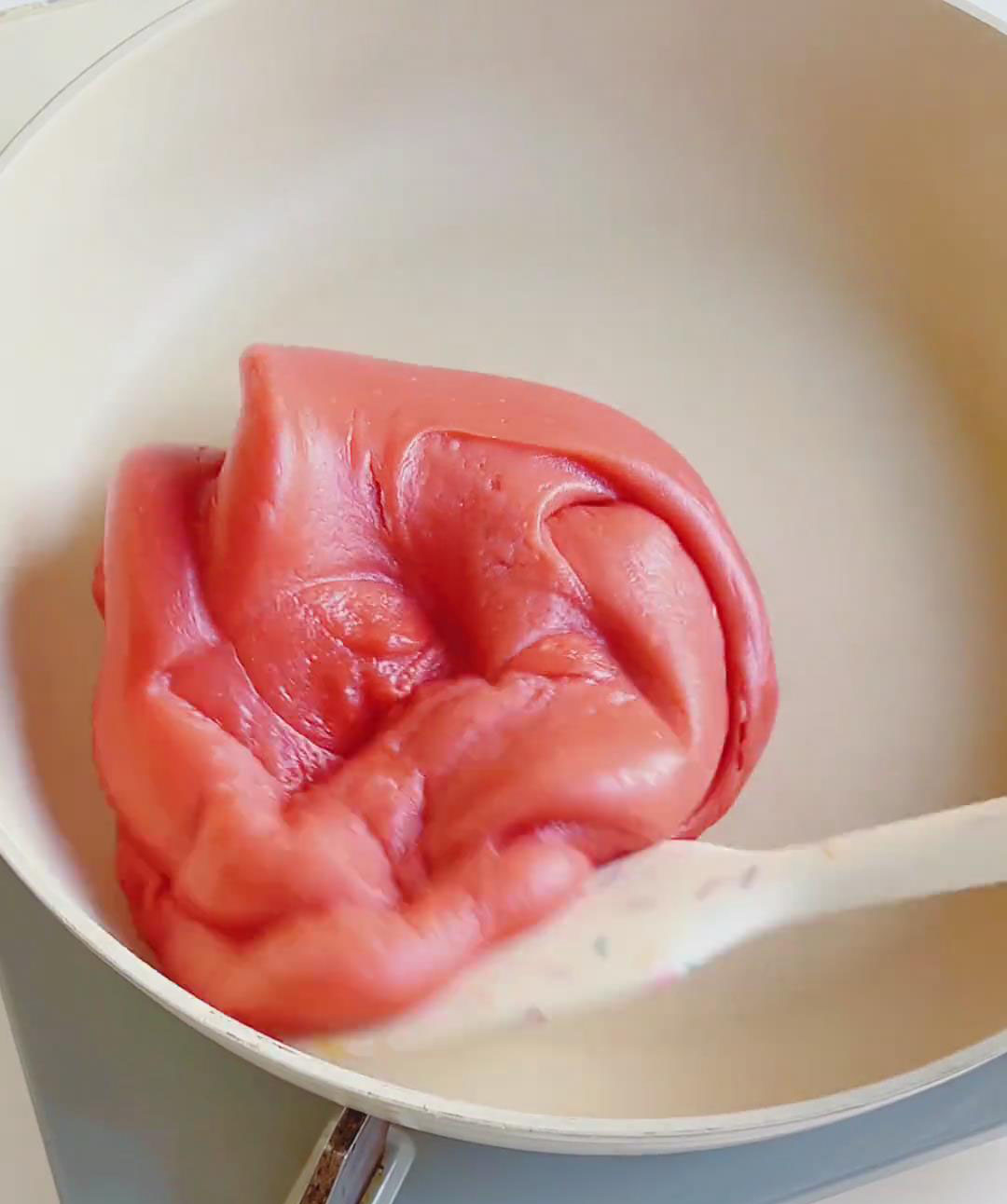 The mixture will slowly thicken