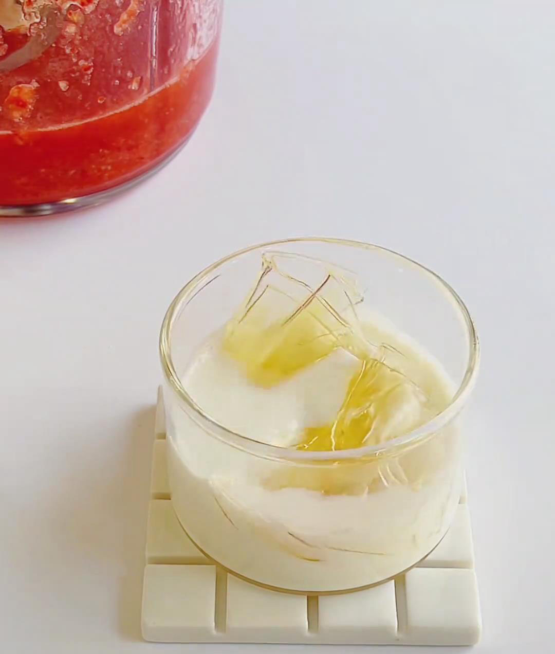 Add the softened gelatin sheets to the warm milk