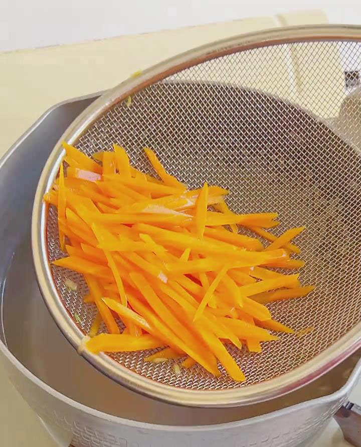 Blanch julienned carrot