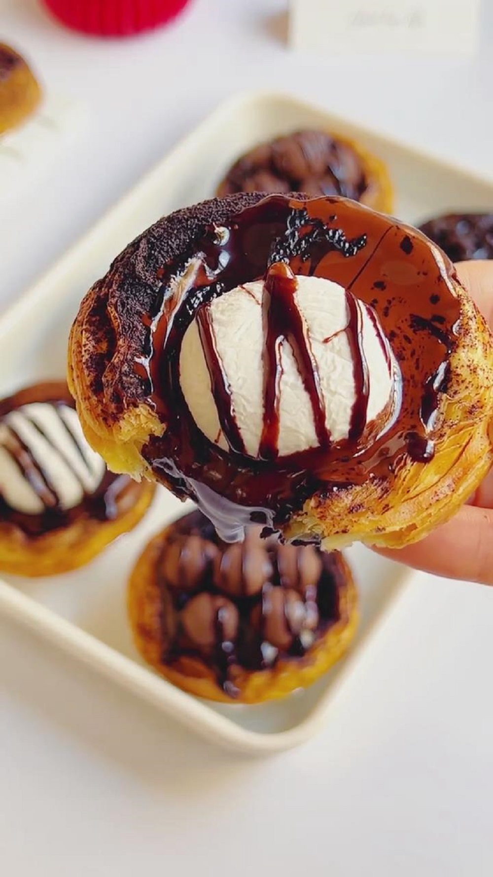 Chocolate Lava Egg Tarts (3)