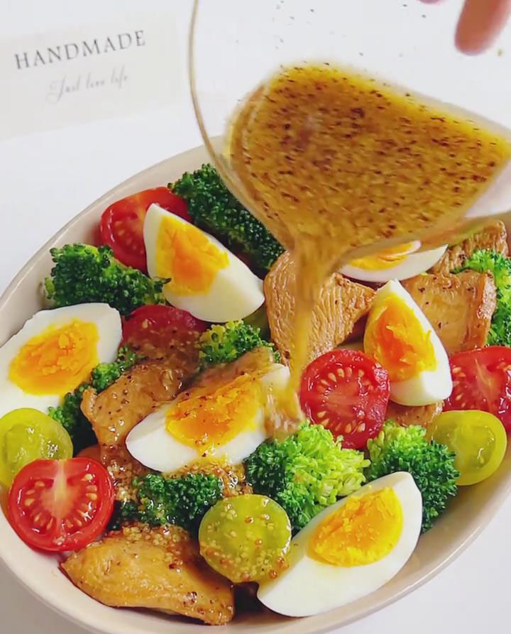 Drizzle the prepared dressing