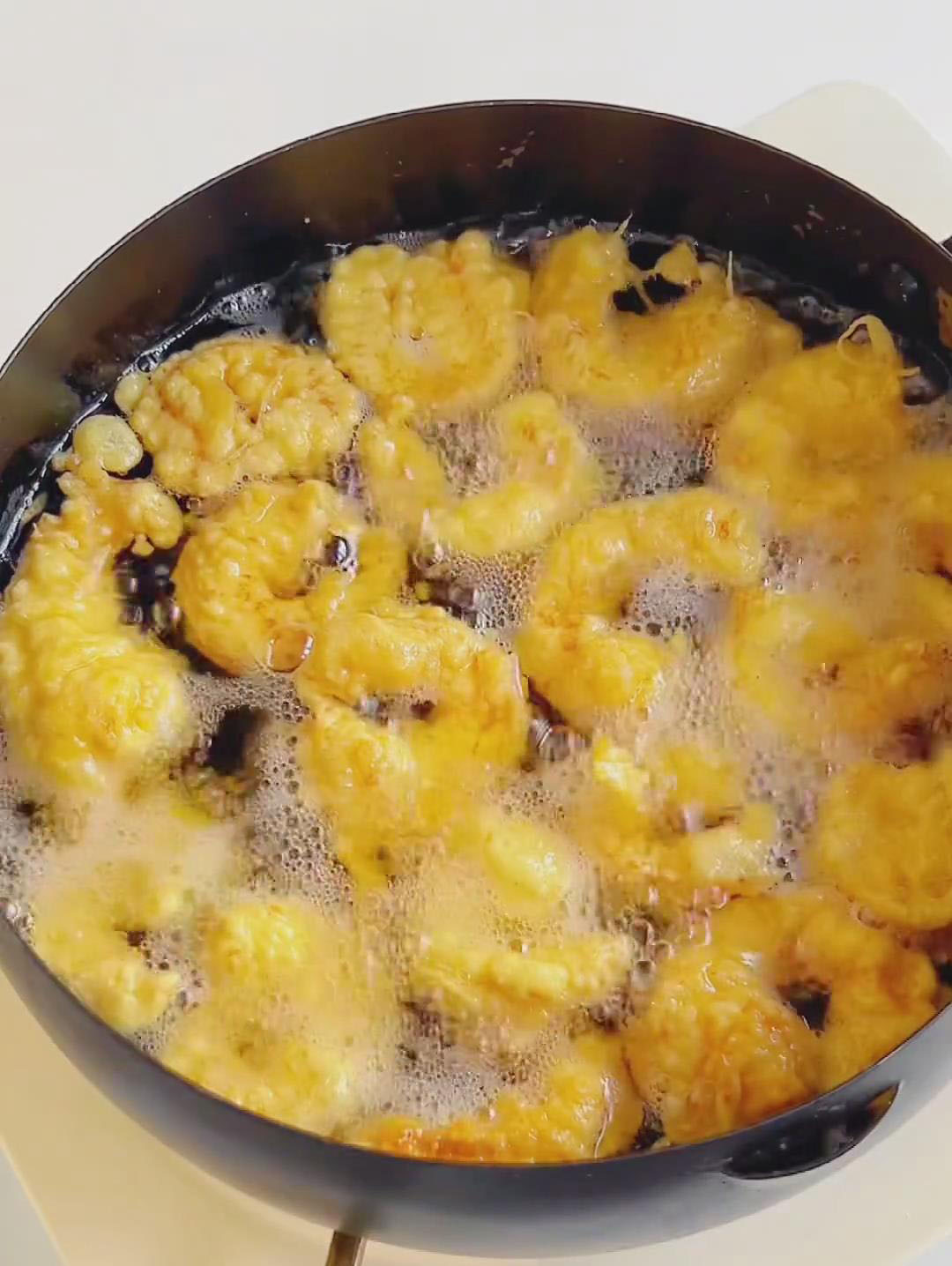 Fry shrimp for about 1 2 minutes