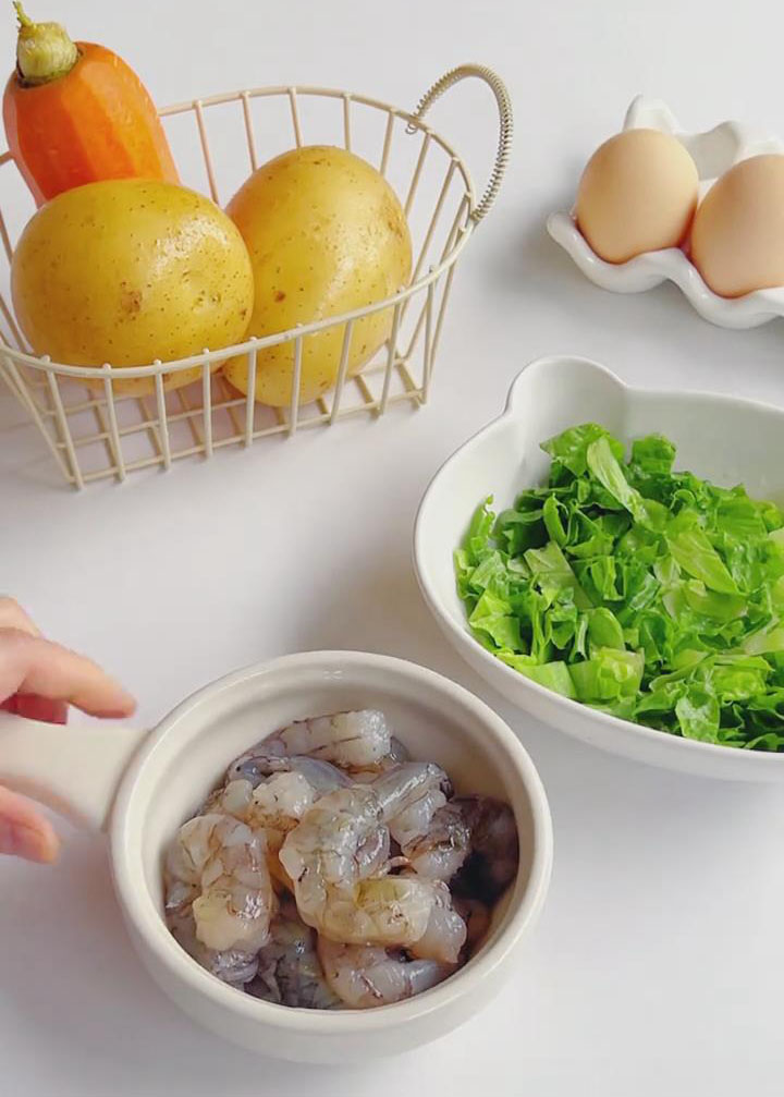 Ingredients for Lettuce and Mashed Potato Salad