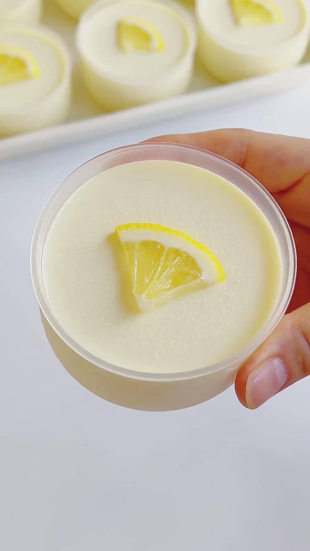 Lemon Panna Cotta (3)