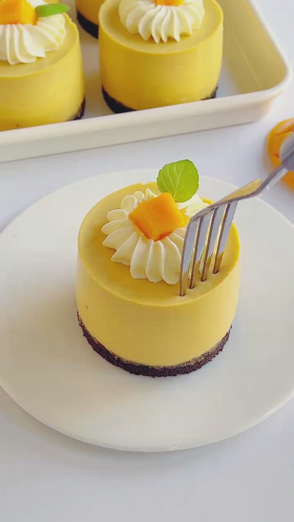 Mango Cheesecake Mousse Cups (3)