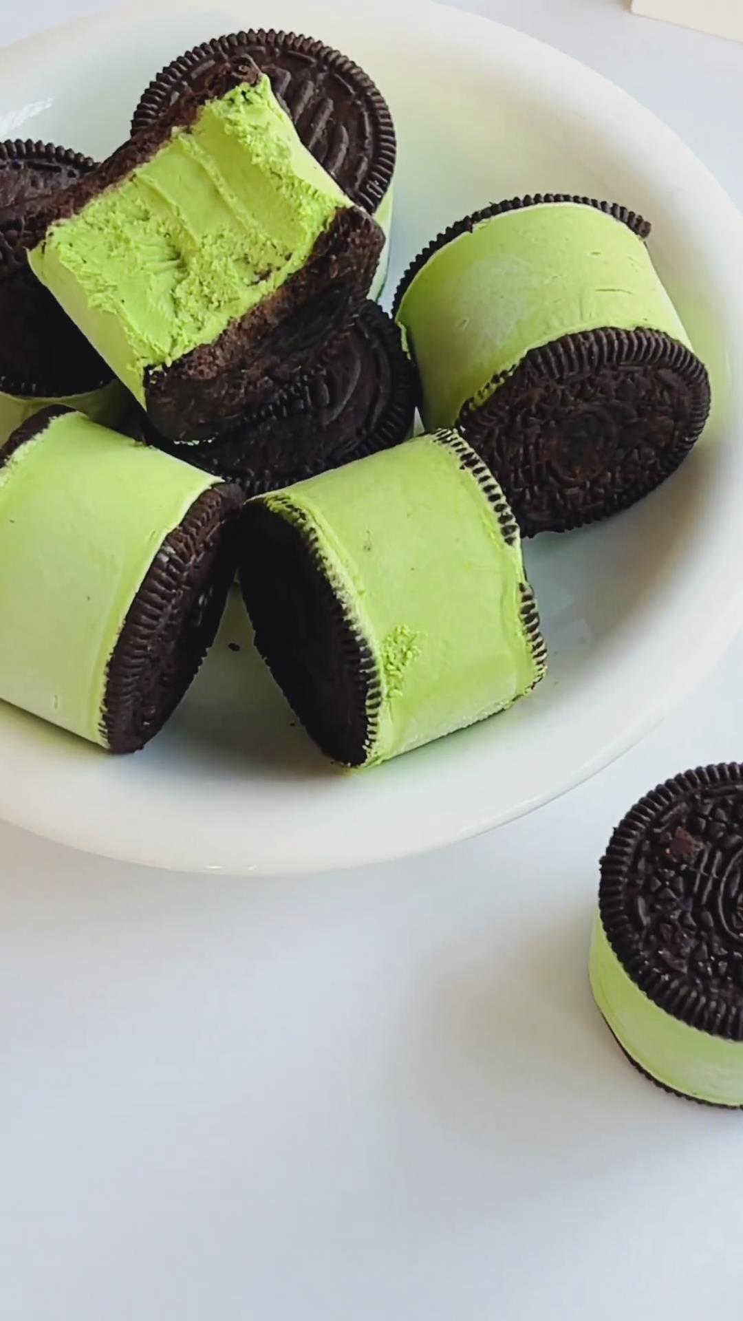 Matcha Oreo Ice Cream (1)