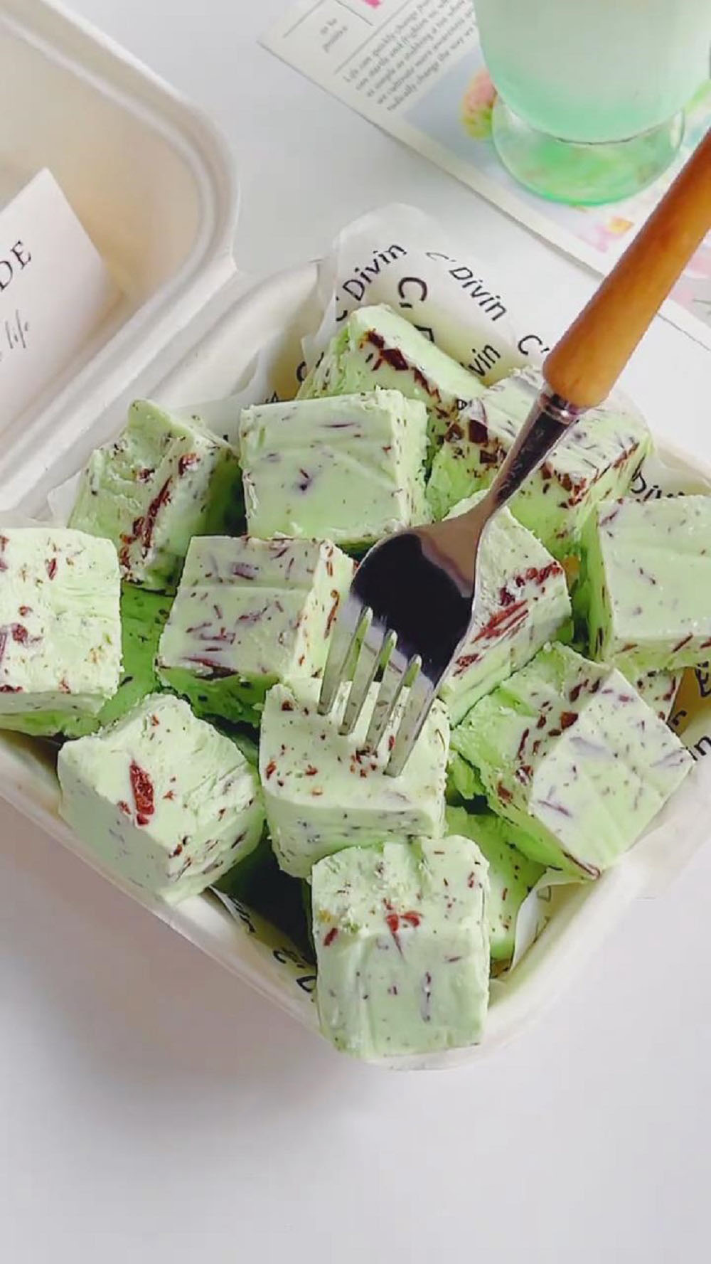 Mint Dark Chocolate Ice Cream Bites (1)