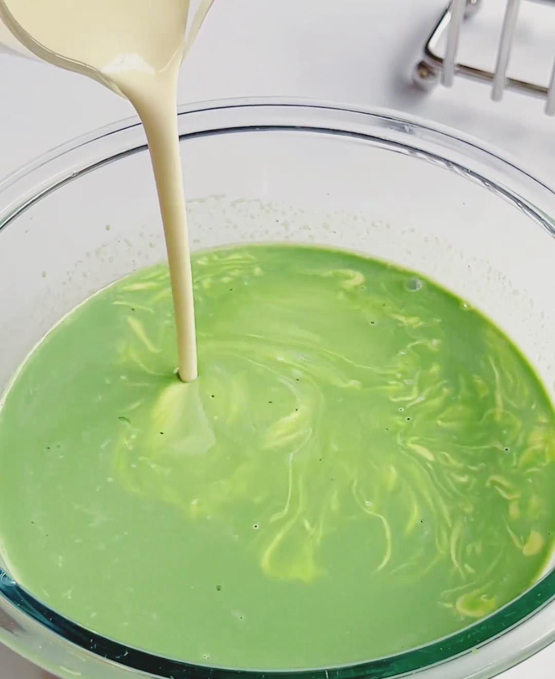 Mix in 200g heavy cream