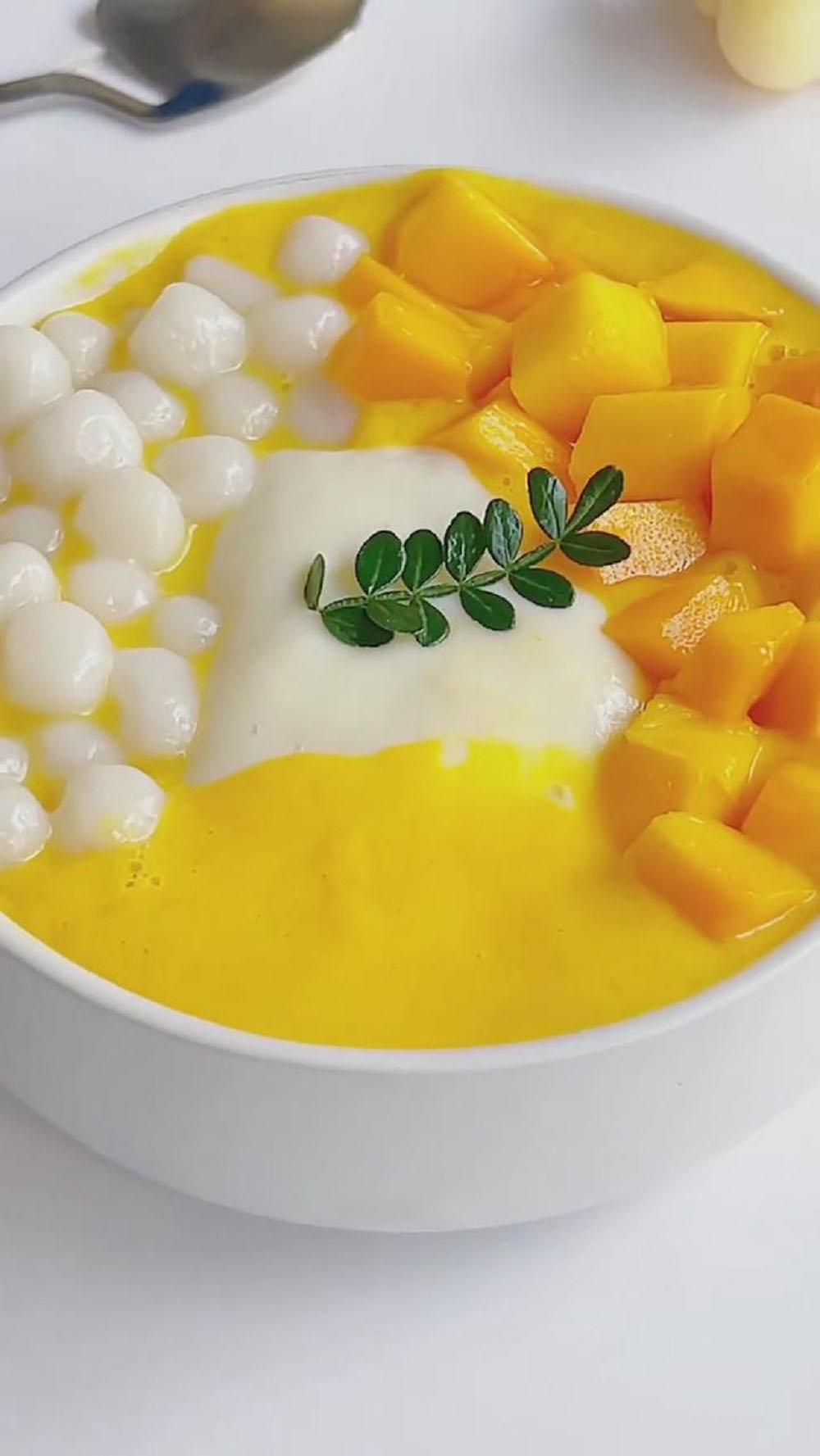 Mochi Mango Smoothie with Glutinous Rice Balls (3)