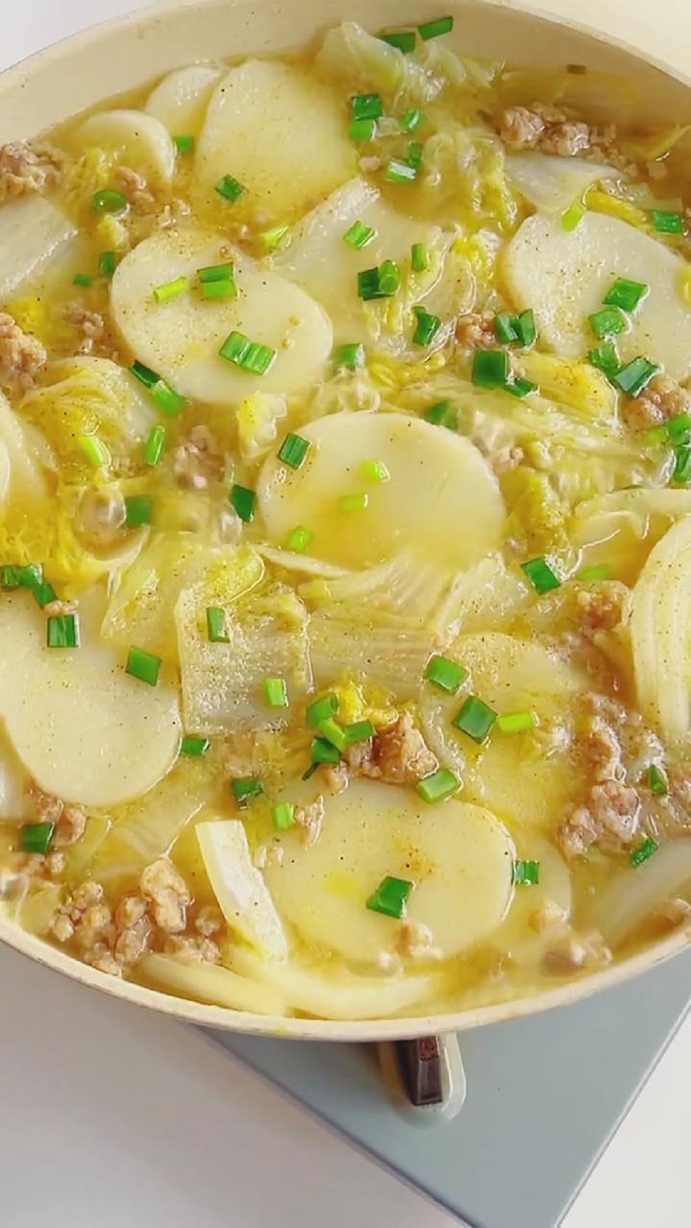 Napa Cabbage Rice Cake Soup (2)