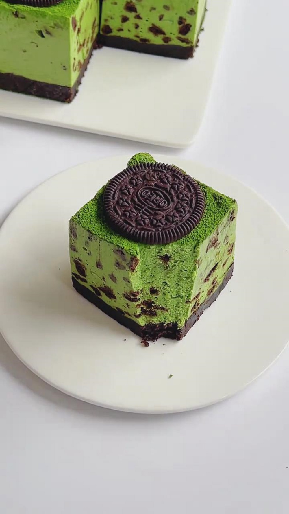 No Bake Matcha Oreo Cheesecake (1)