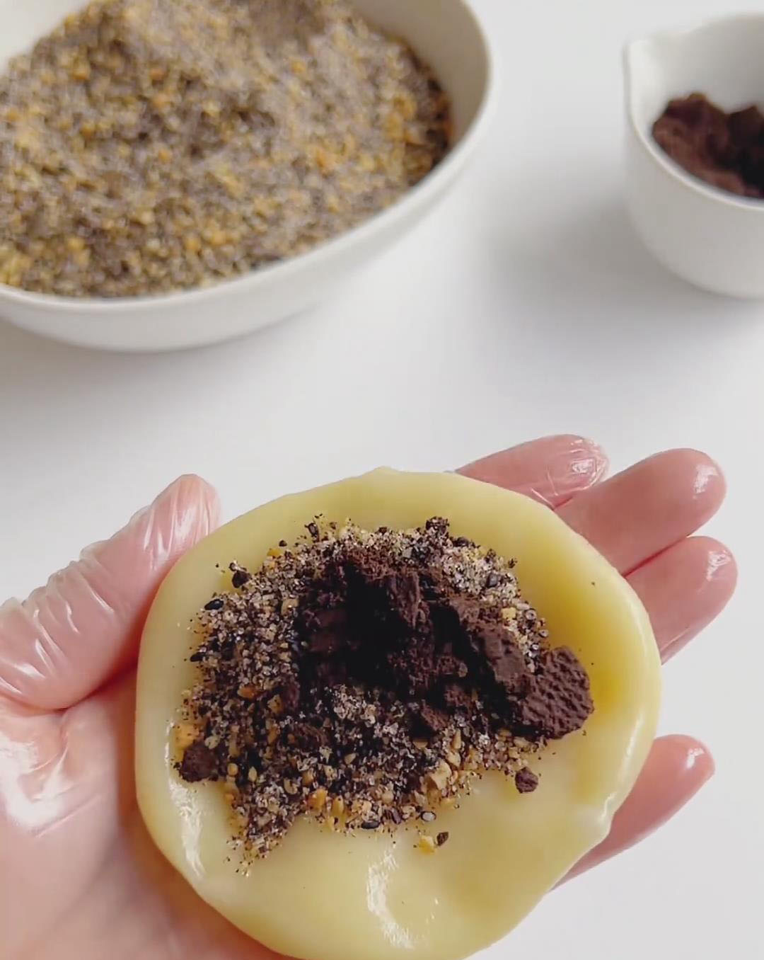 Place a filling ball in the center