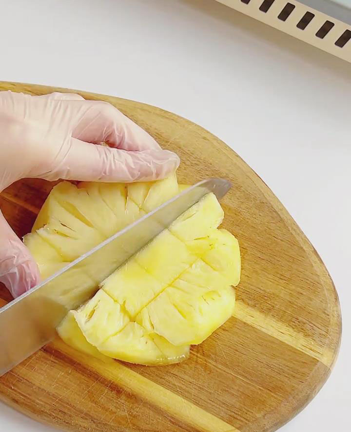 Prepare pineapple