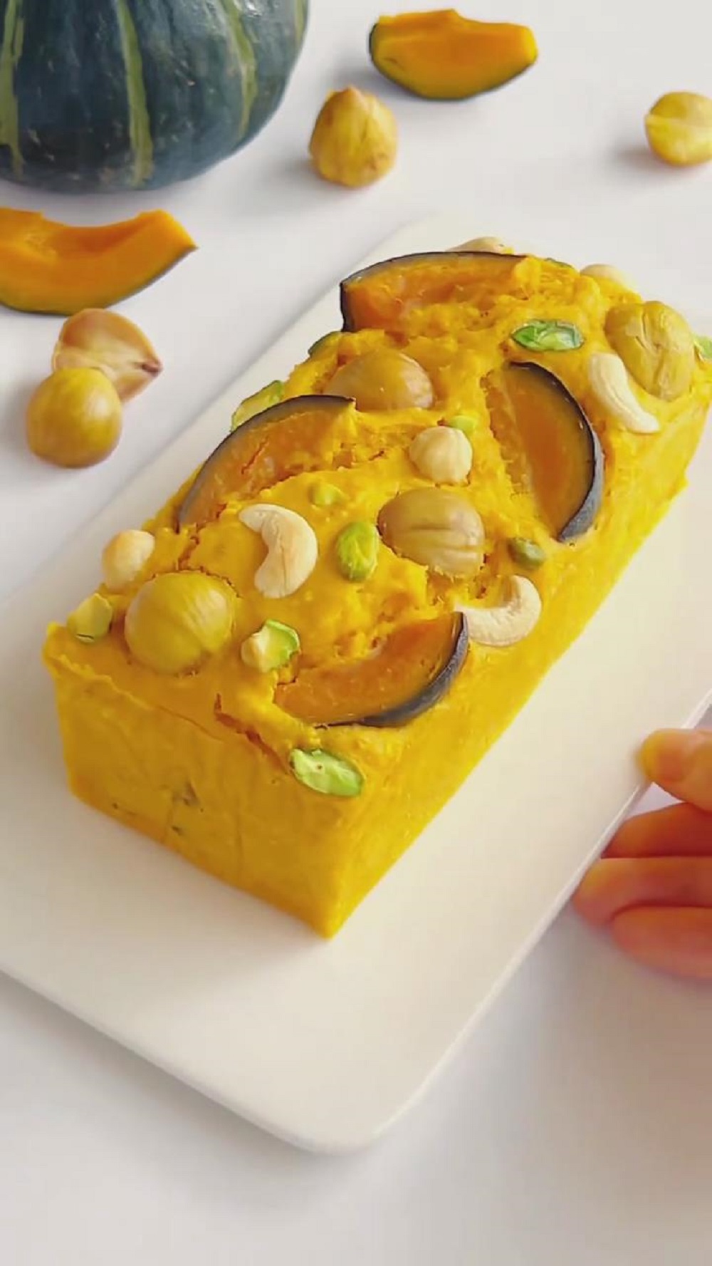 Pumpkin Chestnut Pound Cake (1)