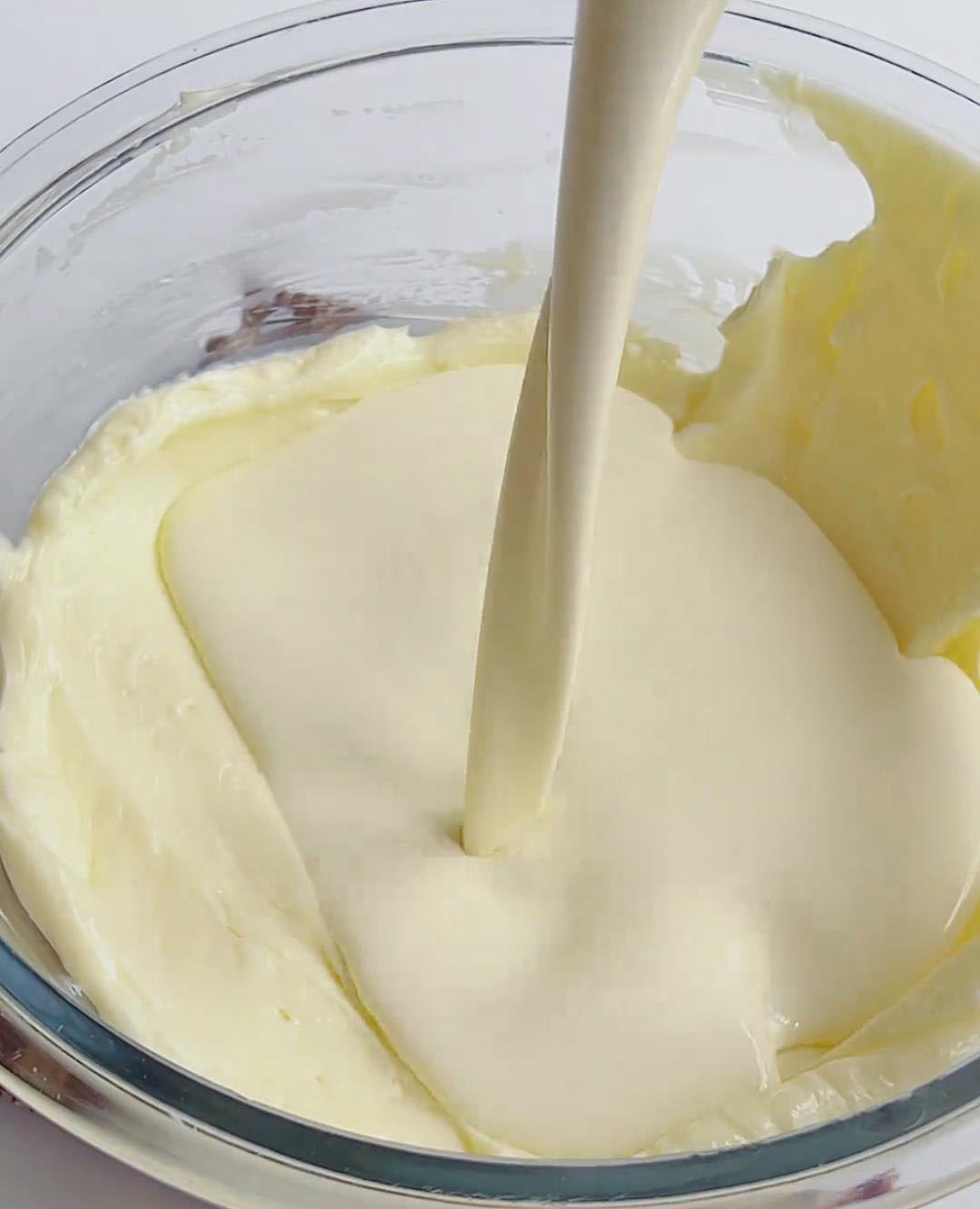 fold in 200g chilled heavy cream