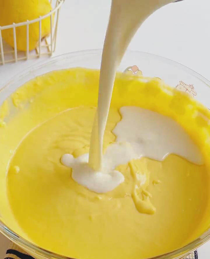 fold into mousse mixture