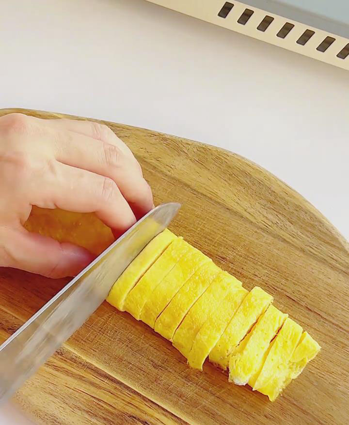 slice into thin ribbons