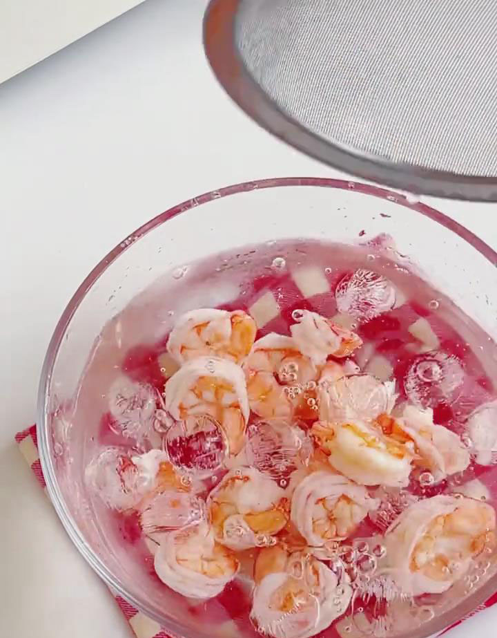 transfer shrimp to ice water