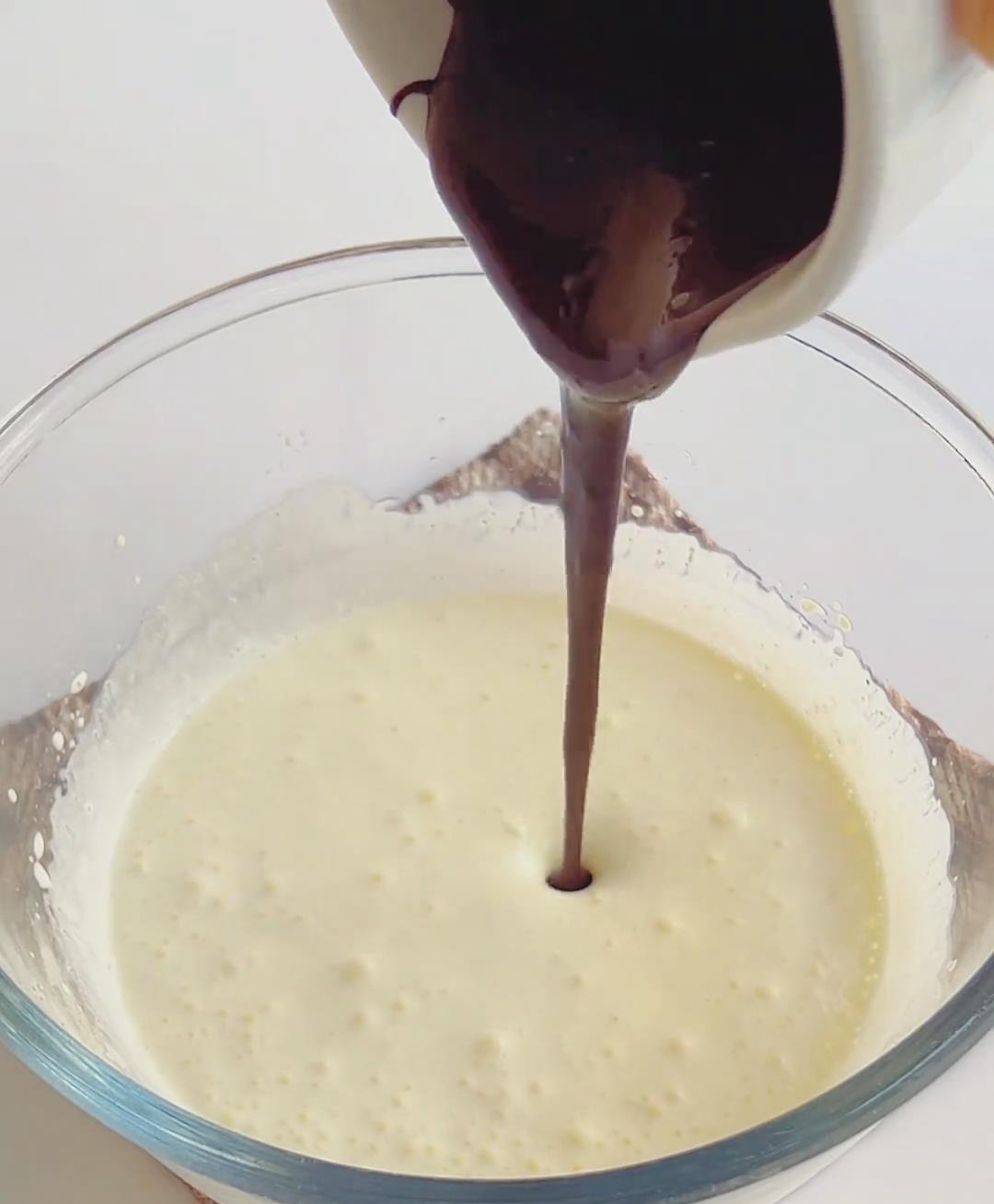 Add the chocolate sauce