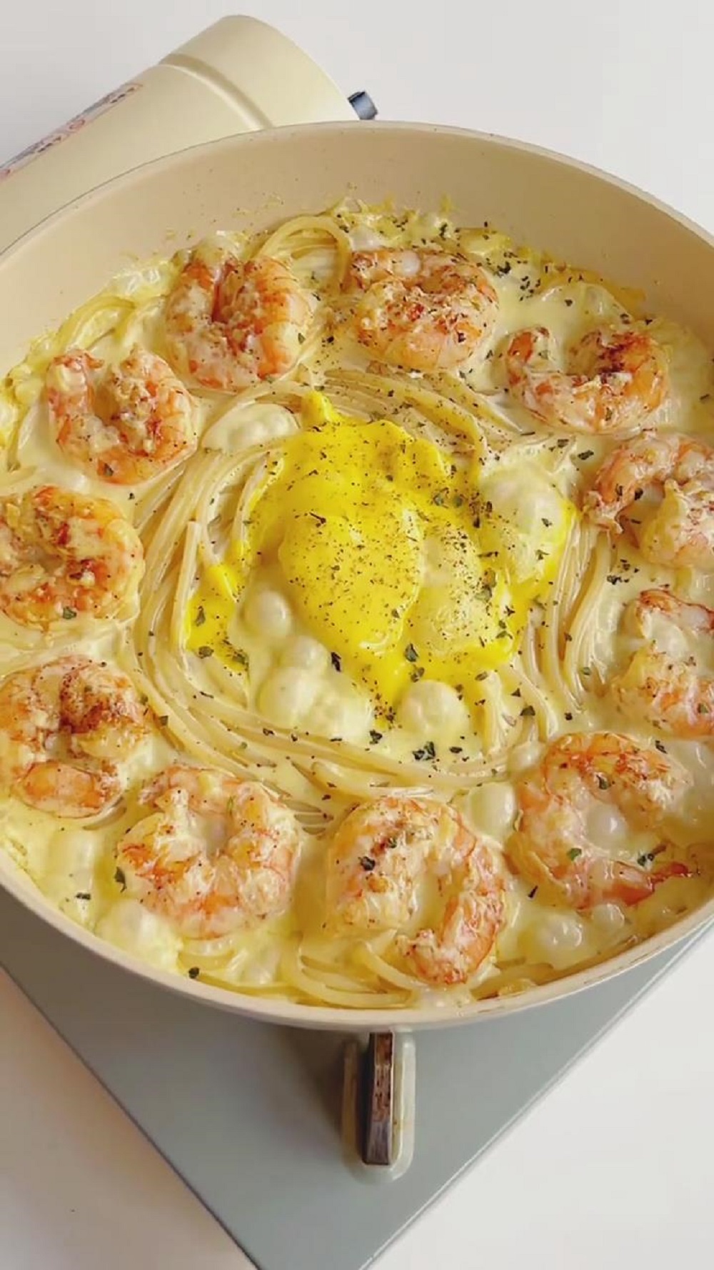 Garlic Cheese Cream Pasta (2)