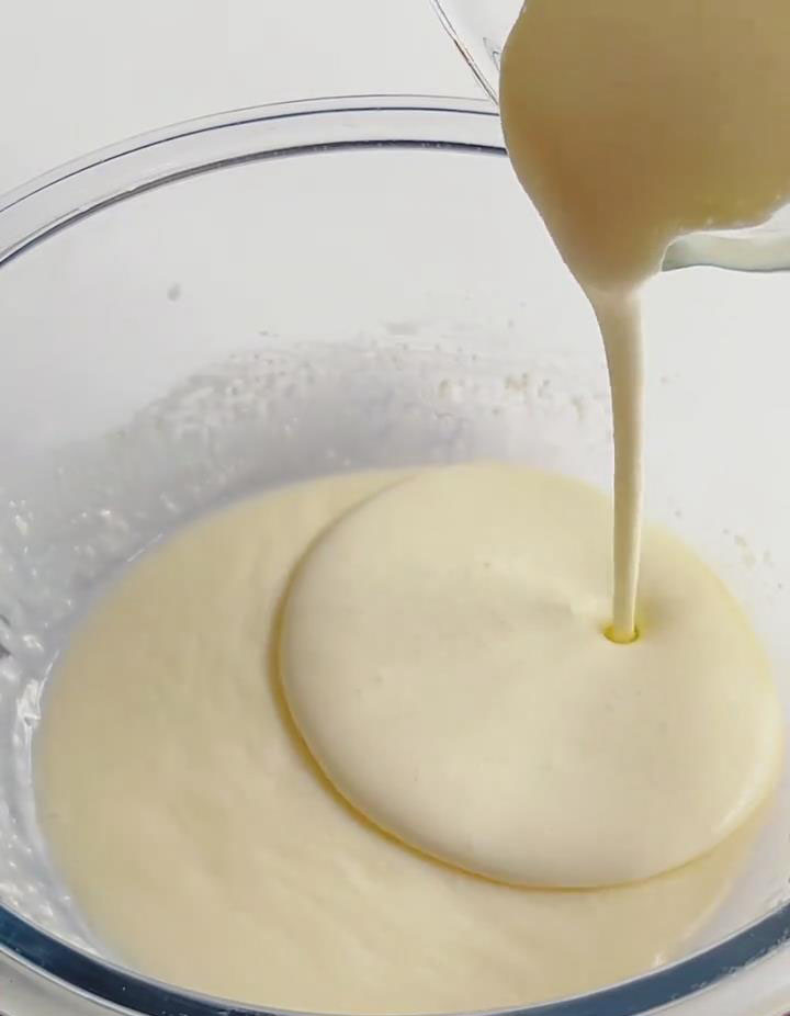 Add the whipped cream to the cheese mixture