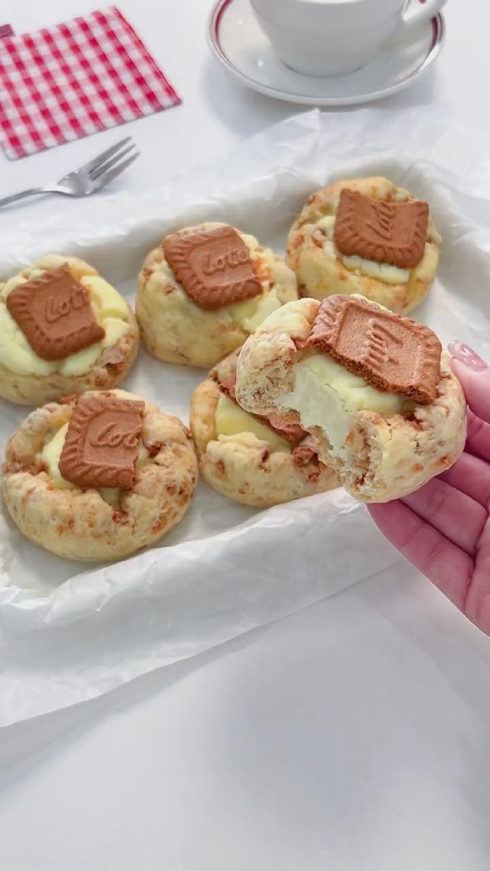 Biscoff Scones (2)