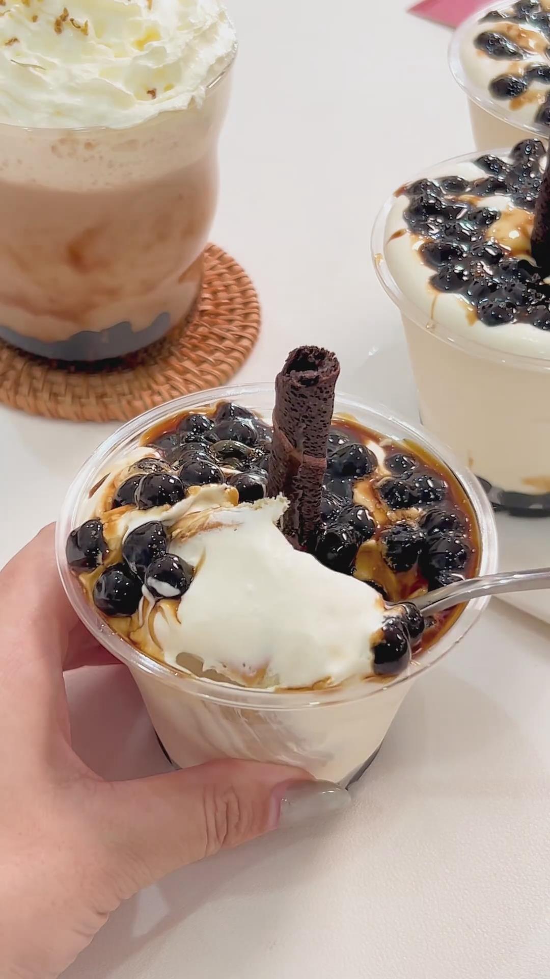 Bubble Milk Tea Cake Cups (1)