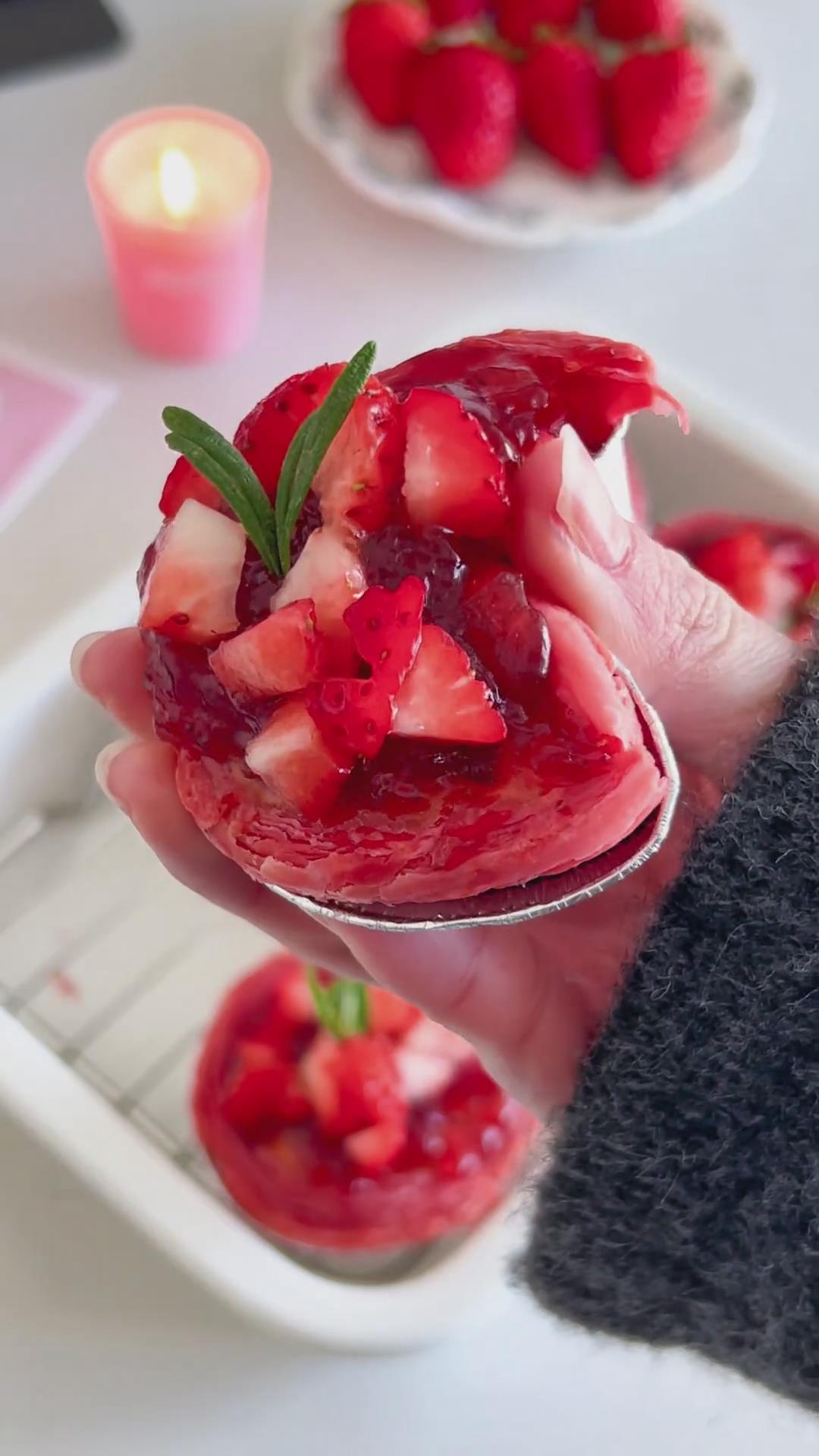 Mini Strawberry Tarts (3)