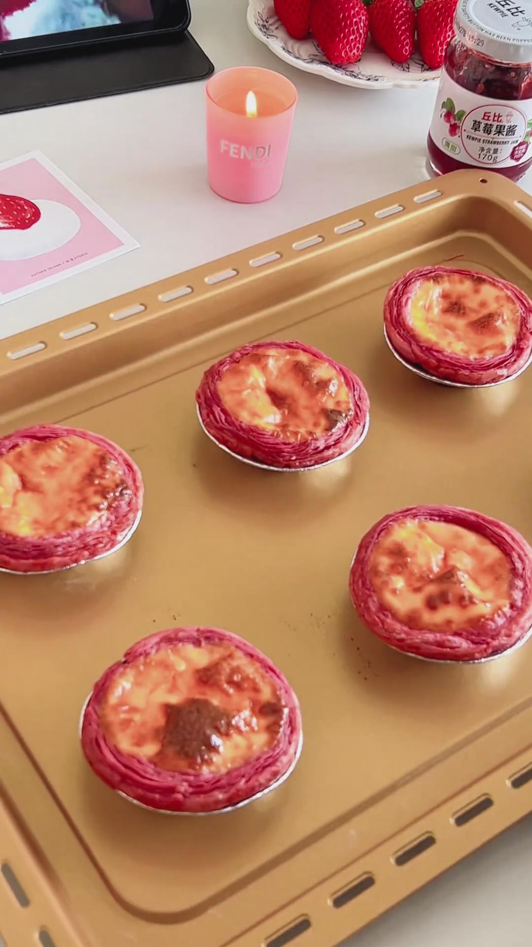 Mini Strawberry Tarts (5)