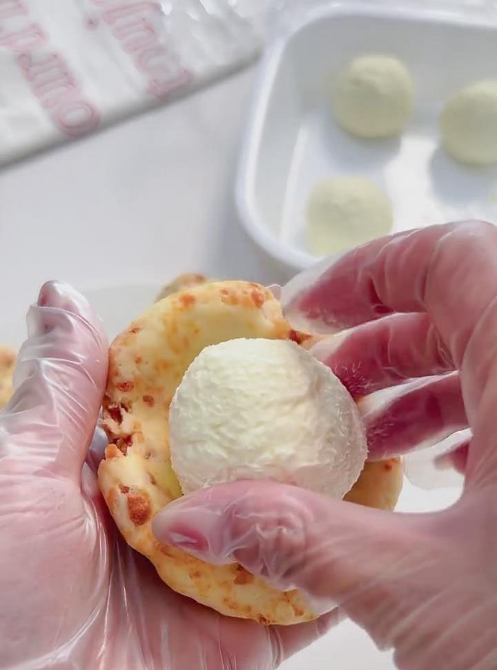 Place a ball of cream cheese in the center