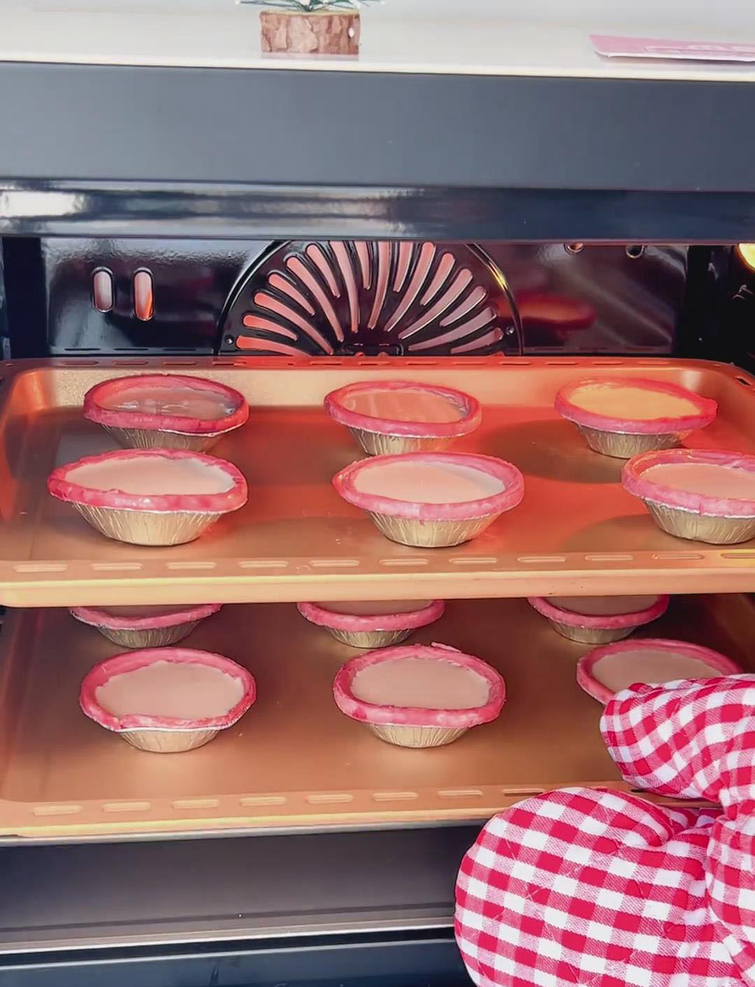 Place the baking tray in the preheated oven