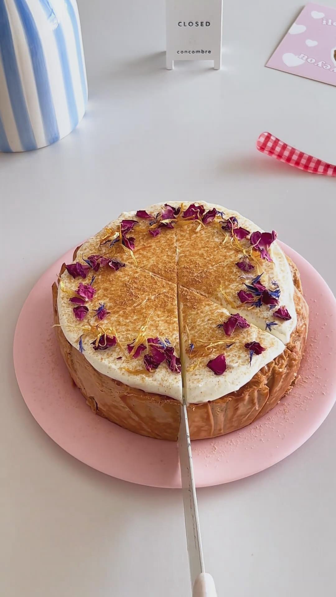 Thai Tea Basque Cheesecake (3)