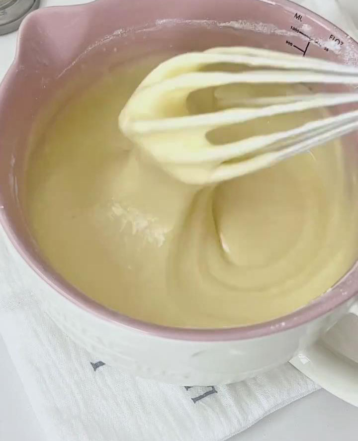 fold the dry ingredients into the wet ingredients