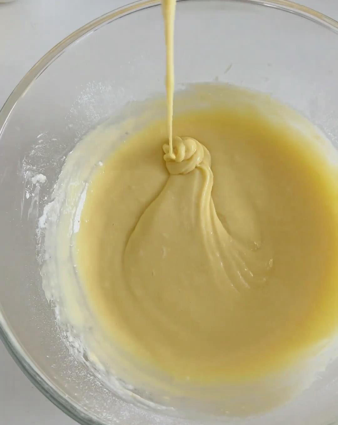 stir until the batter is smooth and uniform
